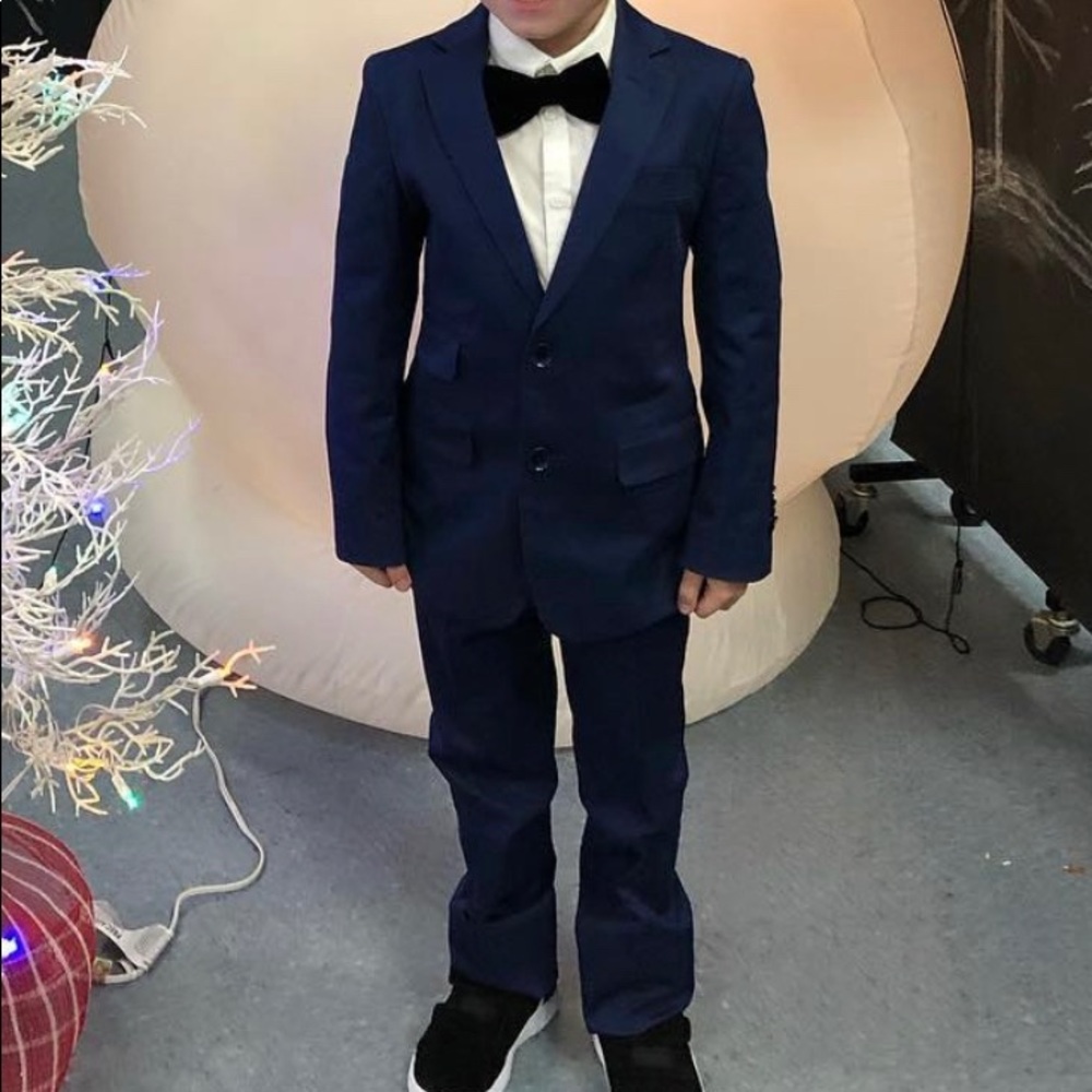 Isaac Mizrahi Boys 2 piece suit.